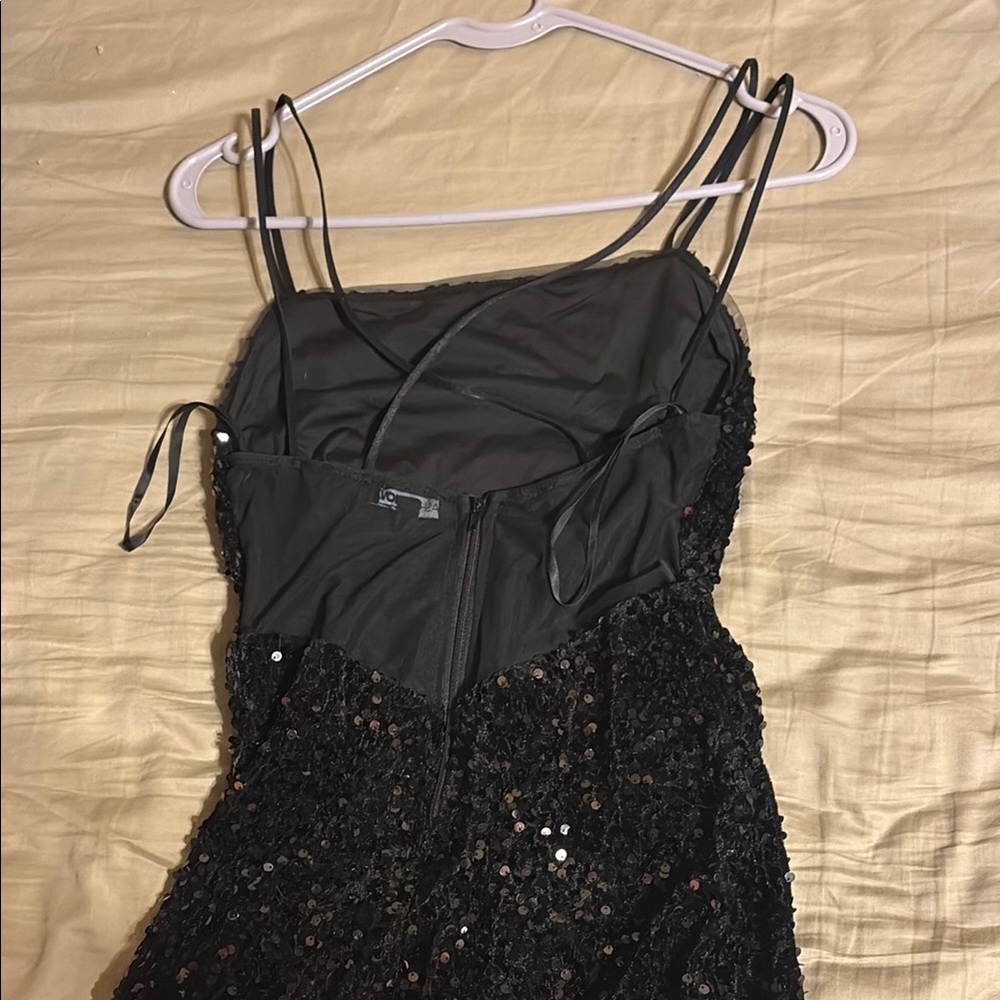 Elegant Black Sequin Dress